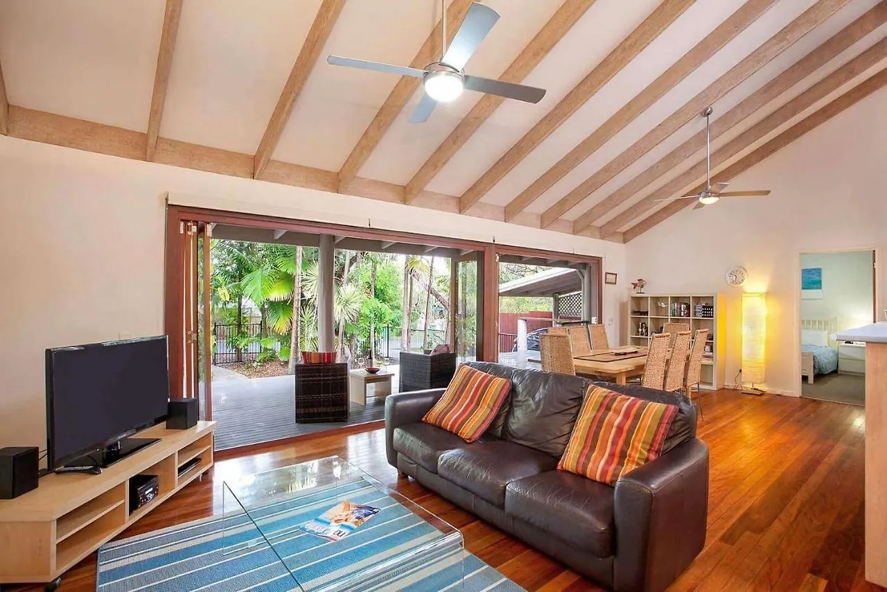7 Depper Cosy Beach House In Central Sunshine Beach 0*,
